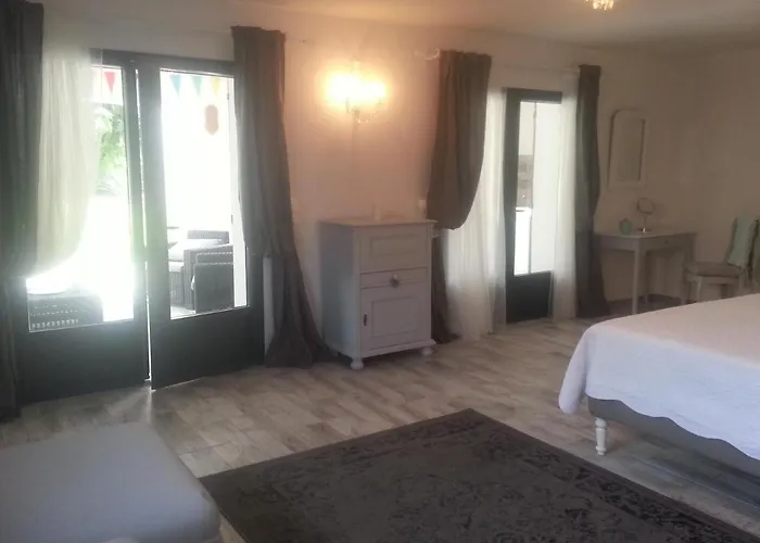 Bed and Breakfast Sous Le Murier
