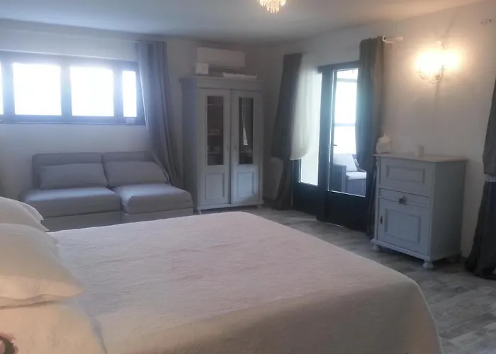 Sous Le Murier Bed and Breakfast Six-Fours-les-Plages